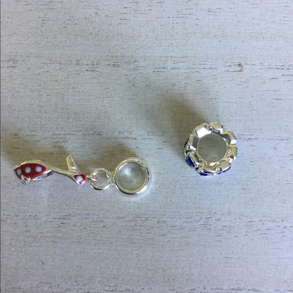 🎂Hallmark Charm Bracelet🎂 - Picture 8 of 8